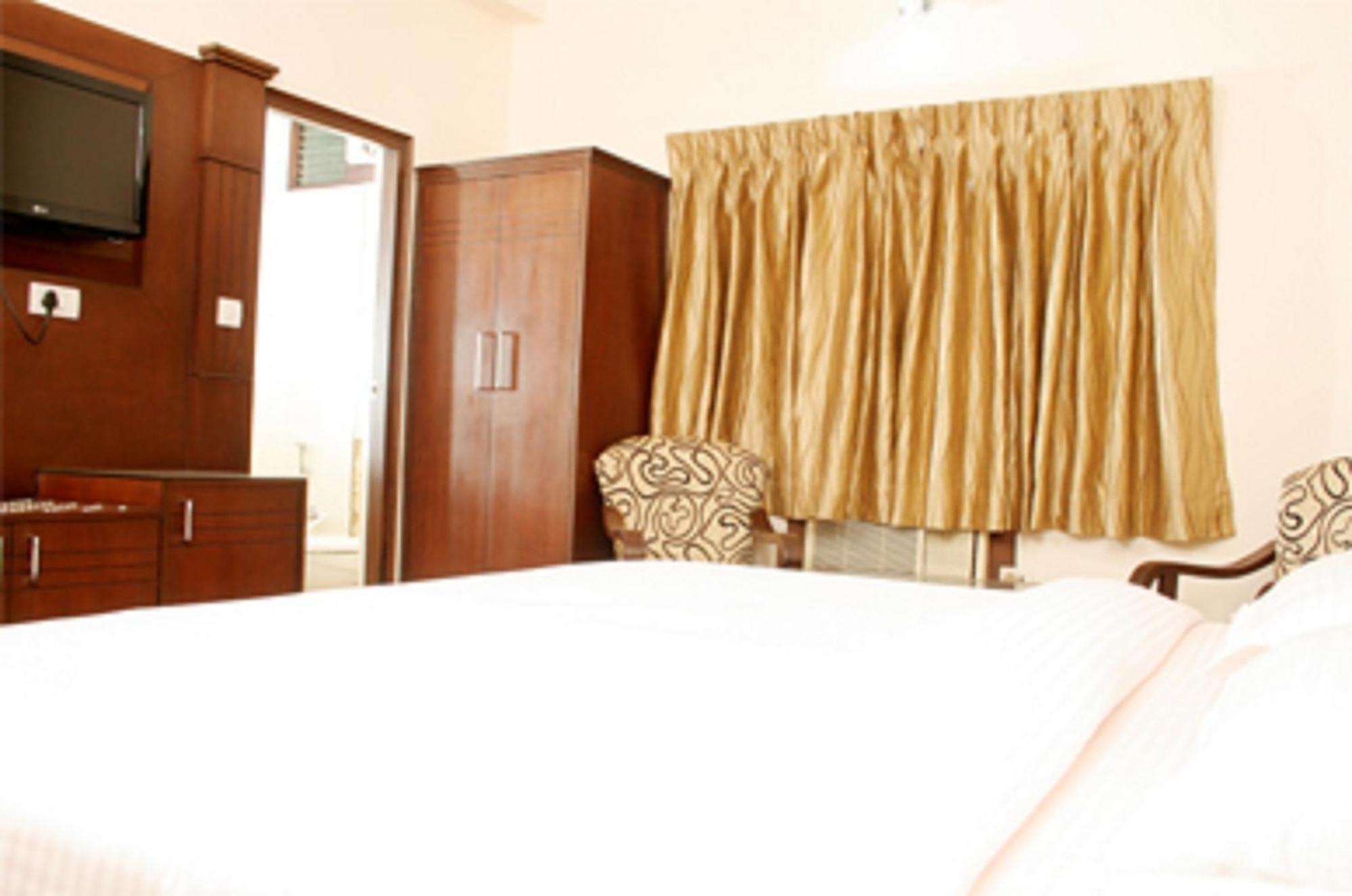 Hotel Jasmine Haridwār Exterior foto